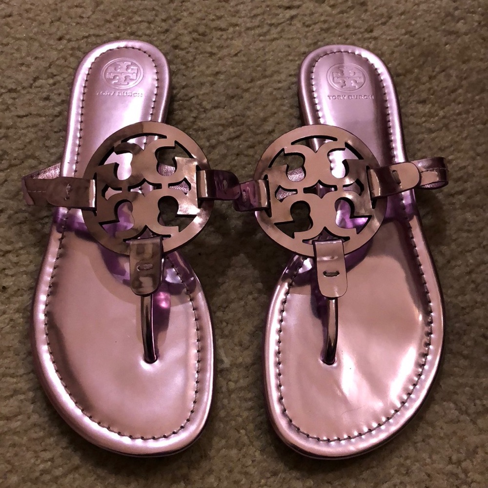 *NEVER WORN* Metallic Tory Burch Sandals